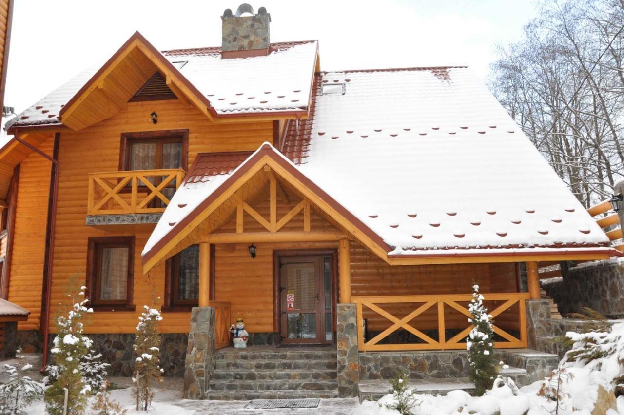 Karpatski Zori Hotel Bukowel Exterior foto